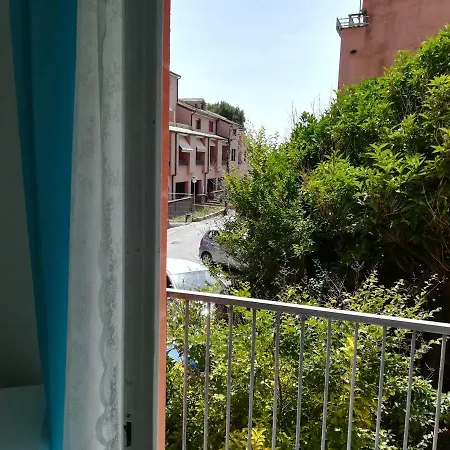 By The Sea 아파트 *