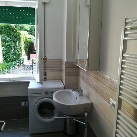 By The Sea Apartment *